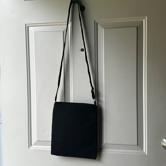 Dreams Black Canvas print Unicorn front adjustable strap Crossbody Bag. - Picture 4 of 12